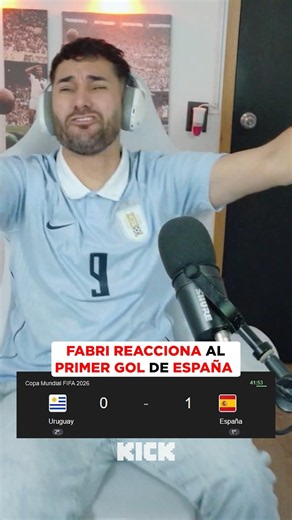Fabri Uruguayo's reaction to Spain's goal against Uruguay #Muslera #Uruguay