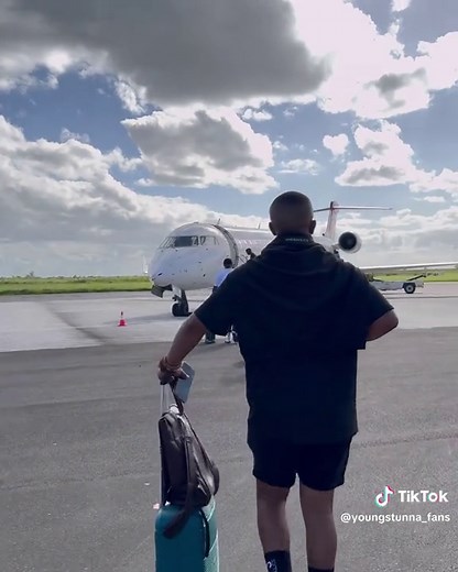 Asike Sithi Shwii: Young Stunna Performance Highlights