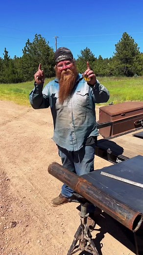 Pipe fitting trick #pipe #pipefitter #pipeline #welder #welding #rigwelder #iron #fyp #ironwork #ironworker #yourmom #mom #viral #viralvideo #trend #trending #fypシ