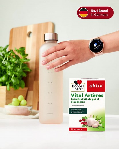 Buvez beaucoup d’eau et prenez AKTIV Vital Artères ! Pour un coeur en bonne santé. Source: NielsenIQ, Nielsen Market Track database, Vitamins and Minerals, MAT MARCH 2021 and 2022, value sales for Food Retail Drugstore (without Discounters), Germany Copyright © 2022 The Nielsen Company (US), LLC. All Rights Reserved.) | Doppelherz