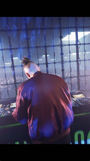 Experience the Energy of Thunderdome Rave