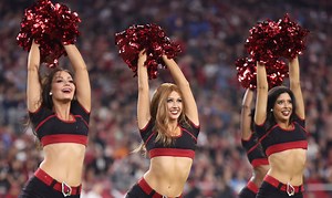 Cardinals Fans Aren't Happy With Team After Cheerleaders Removed From Sideline During Monday Night Football