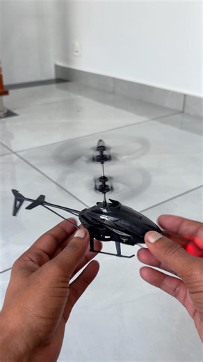 Mini Helicopter Takeoff and Unexpected Crash 😱🚁 #Shorts #RC #crash