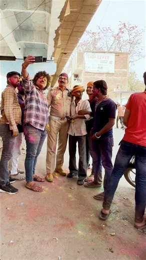 सेल्फी वाली हैप्पी होली।। #roadsafety #happyholi #selfie #shorts