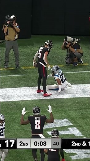 Drake London is a CHEAT code 😈 #nfl #highlights #football