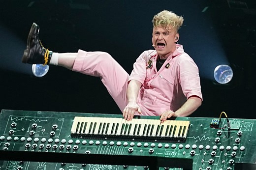 Eurovision: UK’s Look Mum No Computer met with final scathing reviews