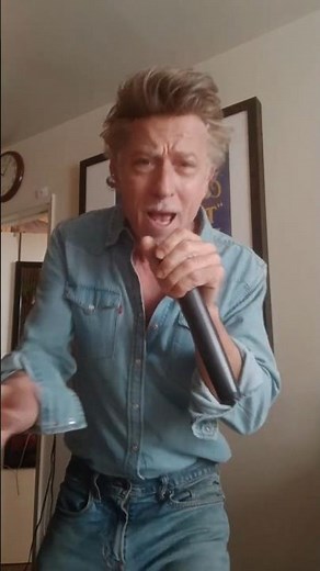 Neil Diamond Forever In Blue Jeans Karaoke Kitchen #shorts #karaoke #songsungblue