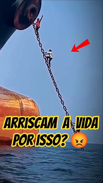People Climb Ship Anchor Chains to Sneak into the US 😱