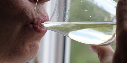 Wisconsin sees first-ever dip in alcohol-related deaths following 2020 spike