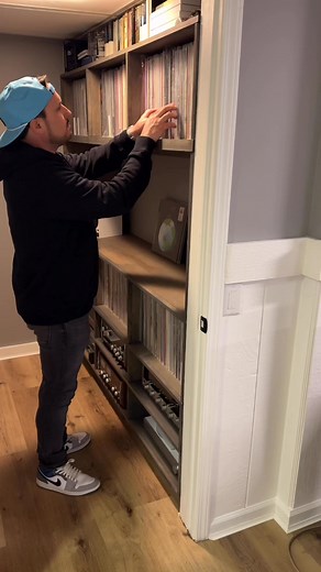 81K views · 801 reactions | Spinning some Yes this morn #vinyl #collection #Music #stereo #records | Tylerp553 | Facebook