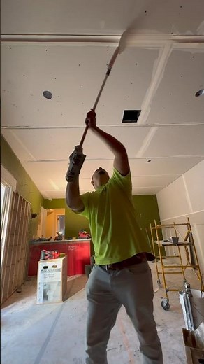 How to use Drywall Bazooka and wipe tape without a bench ! #tapetech #drywallrepair