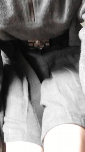 hi if u have some questions abt me feel free to ask