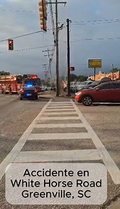 122K views · 649 reactions | Antonio Henríquez nos envía este video de un accidente ocurrido esta mañana en White Horse Road de Greenville, frente a la escuela Welcome Elementary. La Policía no ha suministrado aún información precisa sobre el hecho, pero la colisión originó un incendio en alguno de los vehículos involucrados. | SC Greenville Digital | Facebook