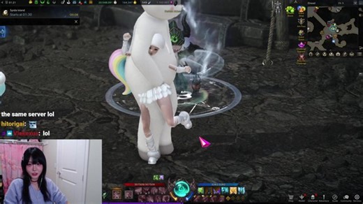 Happy Holidays Everyone!! - ANYONE IN A R ELATIONSHIP YET? :3