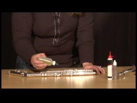 Flute Maintenance and Repair : How to Oil Flute Keys