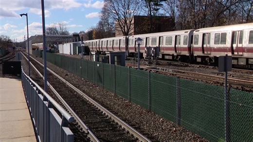 Red Line service resumes after multiple disabled trains removed from service