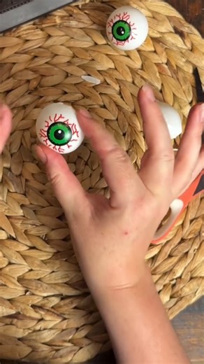 EYE'm watching you! Produced by Kathleen | Creative Crafting