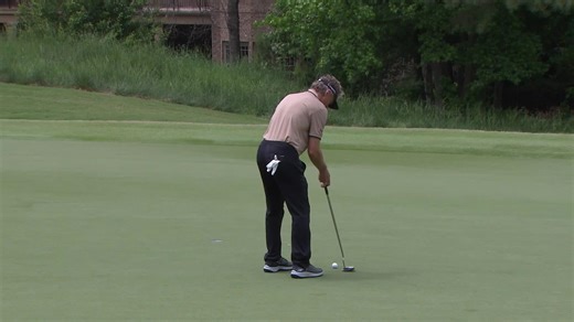 Bernhard Langer makes birdie on No. 13 at Mitsubishi