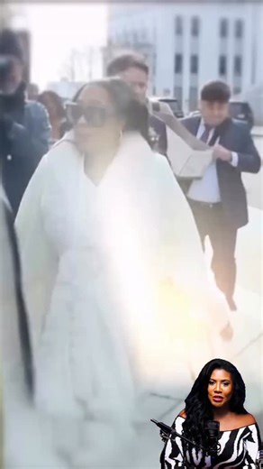 Smitty and Dee on Instagram: "Her name is Fani!!"