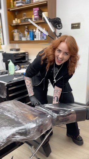 A sacred heart tattoo on the thigh, boldly outlined, adorned with intricate detail with subtle shading with delicate texture by the newest addition to the Good Times family @jodiemaetattoos For bookings contact her directly! #goodtimeslondon #goodtimestattoostudio #londontattoostudio #londontattoo #londontattooartist #theartoftattooing #inked #tattoodo #solidink #tttism #tattoostyle #tattooist #tattoostyle #tattooideas #tattoodesign #tattoolove #tattooinspo #tattoocommunity #tattoostudio #tattoo