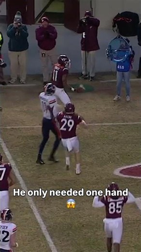 Elite Hands 🙌 #virginiatech #accfootball #collegefootball