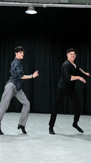 Discover the Beauty of Chengdu: Wuwang Art Exam & Dances