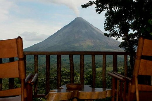 Stay at Lost Iguana Resort, Arenal Volcano | Costa Rica Experts