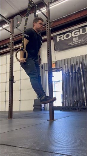 Seated Strict Ring Muscle Up - Demo