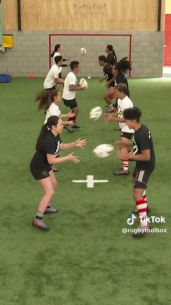 Ball Familiarisation Drill for Improved Communication and Reactions