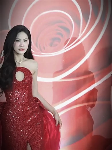 Thu Hằng trong buổi ra mắt thương hiệu Shinique. Visual nét như này chắc chắn phải là hoa hậu👑🌟 #sbd164nguyễnthịthuhằng #thanhhoa #missworldvietnam #fyp #tiktok