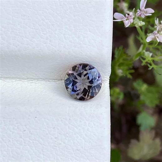 Rare Find Bi-color Tanzanite - 5.50x5.45 MM Round Cut - Top Grade Zoisite - Perfect Cut Tanzanite for Making Jewelry - 0.70 Carats - Etsy UK