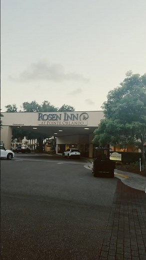 Rosen inn at Pointe Orlando 🏩 #orlandotravel #disney #travel #orlando2026 #hotelreview