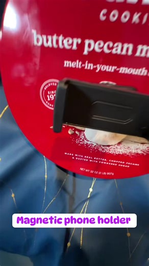 This is one strong magnet!! If you like to record your gym session or make tutorials, you can use this magnetic phone holder and take advantage of any metal surface!!! #tiktokshopcreatorpicks #tiktokshopholidayhaul #2025recap #phoneholder #gadget