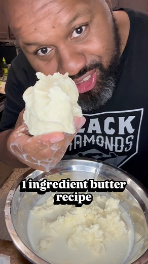 Who would have know butter was so easy to make! Don't act like I'm the last person to find this out🤣 | Funky Fresh Remix Kitchen