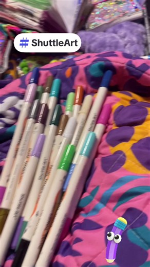 Yall these are literally the best acrylic markers I have ever owned! The price is insanely affordable. I love them so much. They do not BLEED. Did you hear me? They don’t bleed!!! They dry pretty fast too. Go grab yourself a set!!! @Shuttle Art #junkjournal #journalecosystem #fyp #hobonichi #acrylicmarkers