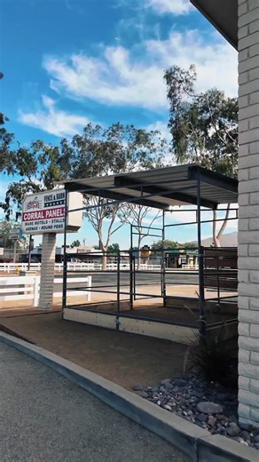 Use our wood panel clamps to easily attach wood boards to your existing corral panels 🔧🪵 We have these for sale on our website and we can ship them anywhere! 🛒📩 https://socalfenceandbarn.com/products/wood-panel-clamps SoCal Fence and Barn 🐎 840 Sixth St Norco, California 92860 #horses #equine #equestrian #livestock #norcoca #norcocalifornia #socalfenceandbarn #horsetownusa | SoCal Fence and Barn