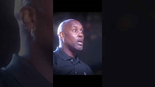 NBA House: Amazing Dunk Challenge