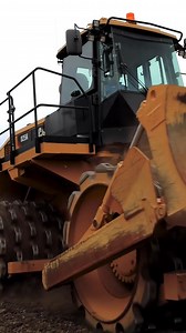 314K views · 3.9K reactions | 勞 Those rollers though... Shout out in the comments if soil compactors are your go-to machine - we want to hear from you! | Caterpillar Demonstration and Learning Centers | Facebook