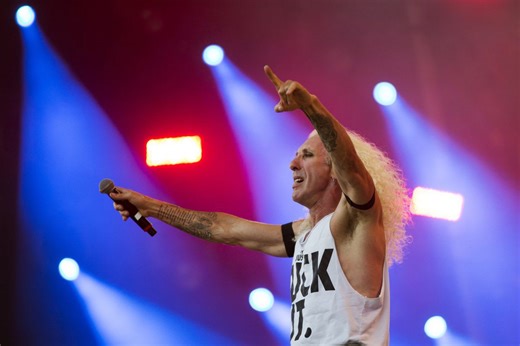 Dee Snider tells fans he’s not dying after leaving band amid health issues