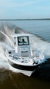 The Blackfin 242 HB is designed to deliver the perfect balance of offshore performance and inshore versatility. With a spacious layout, ample storage, and fishing-focused amenities, the 242HB is equipped for any adventure—whether cruising coastal waters, navigating shallow flats, or heading offshore. | Blackfin Boats