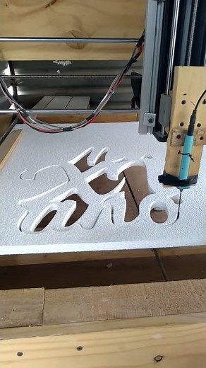 Corte de unicel con CNC casera usando mach3 y tarjeta de interfaz NVUM