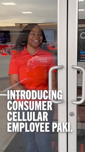 These are the humans that make up Consumer Cellular. Say hello to Paki, the Customer Service champion at our Scottsdale Retail Store! 🧡 #fyp #consumercellular #customerservice
