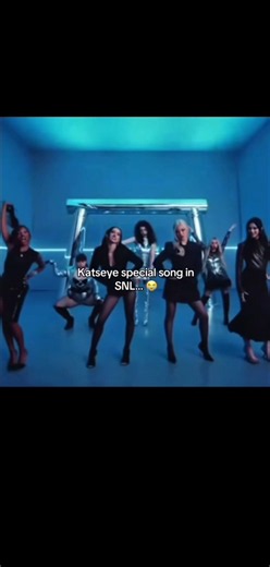 Katseye perform a new song "Newton Cradle" in SNL #katseye #shorts #kpop #fypシ゚viral #fypシ #fyp #fy