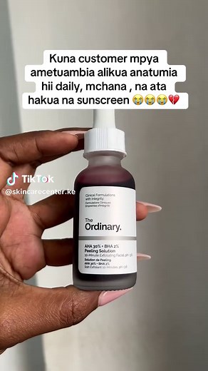 Ordinary AHA 30% BHA 2% Peeling Solution exfoliates multiple layers of the skin for a brighter, more even appearance. With the help of alpha-hydroxy acids (AHA), beta-hydroxy acids (BHA), and a studied Tasmanian pepperberry derivative, which reduces irritation that can be associated with acid use, this at-home peel helps even skin texture, clear pore congestion, and improve uneven pigmentation. The formula is further supported with a crosspolymer form of hyaluronic acid for comfort, pro-vitamin