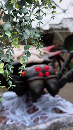 Missed out on The Backyard Experience last week? Here's some highlights from the Grounded booth! 🕷️🕸️ #Grounded #GroundedGame #Obsidian #Xbox #SDCC