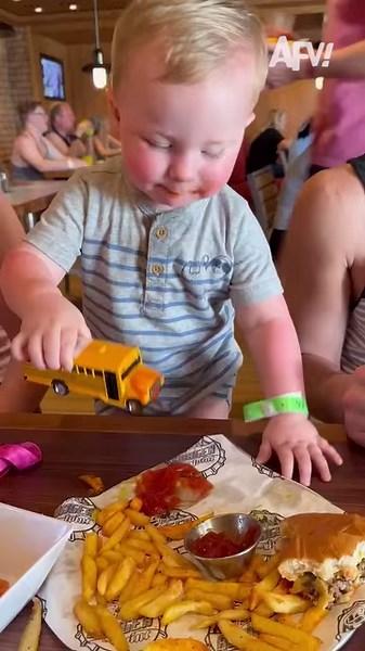 147K views · 488 reactions | Bro had to ketch the bus  #afv #funnybabies #funnyvideos | America's Funniest Home Videos | Facebook