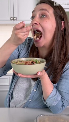 How to Make Peanut Noodles with Shredded Chicken & Vegetables