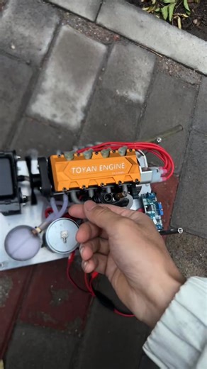 Fire Up TOYAN L4 Engine #engine Engine Here: http://bit.ly/489Vwk4 #model #power #gift #toyan #diy | Enginediy.com