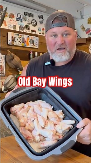Naked Old Bay Chicken Wings 0-400* #unclenate #bbq