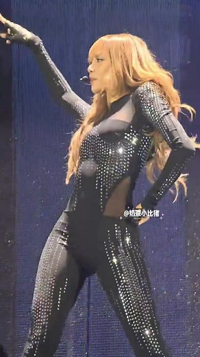 🖤🕸️🖤🕸️🖤🕸️ 🔗 xhslink.com/o/2xvDvvio6SW LLOUD Co. LISA GEMPARKAN JAKARTA #DEADLINEinJakarta_LISA #BLACKPINK_DEADLINE | Lisa Fan-blink